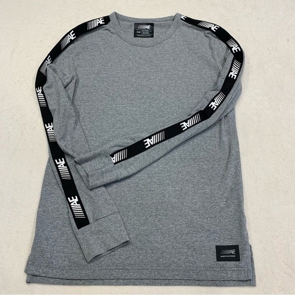 EU American Eagle Men's Flex Long Sleeved Logo Tee - Picture 1 of 10
